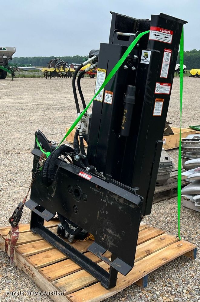 image for item DK7958 Danuser Hammer SM40  skid steer post driver