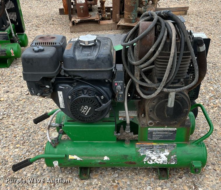 image for item DK7961 John Deere AC2-8GH  air compressor