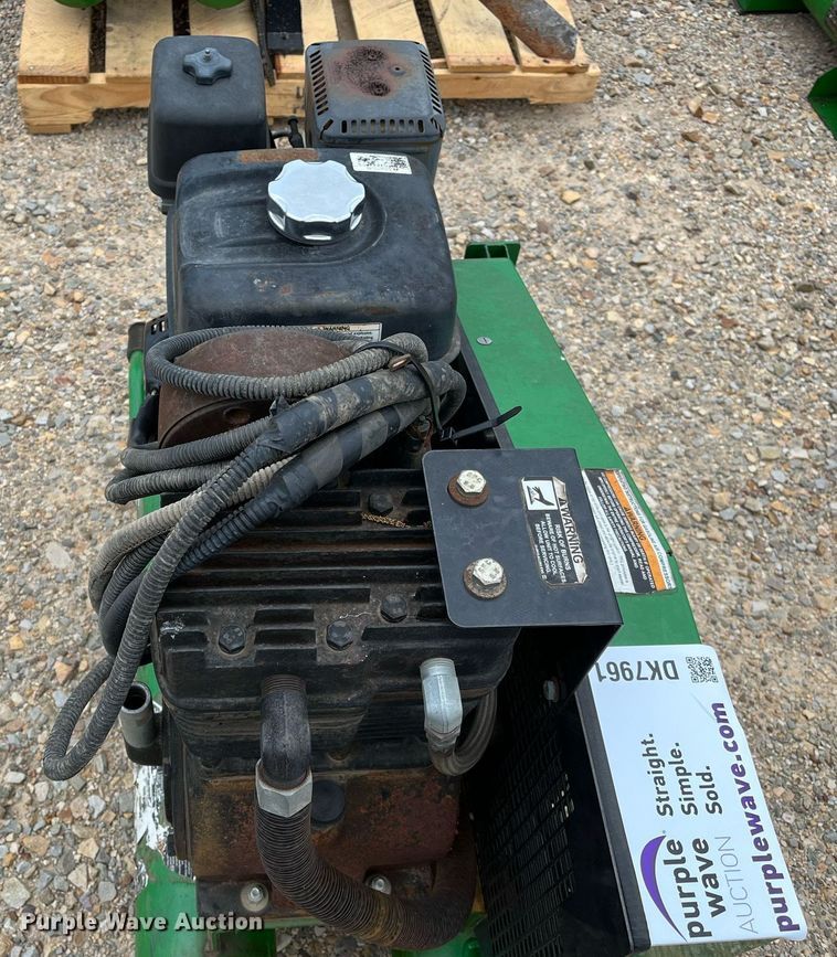 image for item DK7961 John Deere AC2-8GH  air compressor