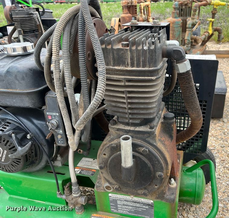 image for item DK7961 John Deere AC2-8GH  air compressor