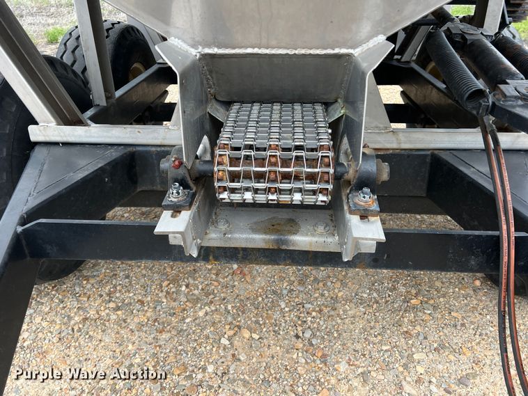 image for item DK7964 Adams  spreader