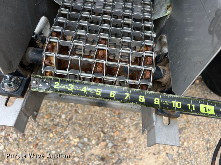 image for item DK7964 Adams  spreader