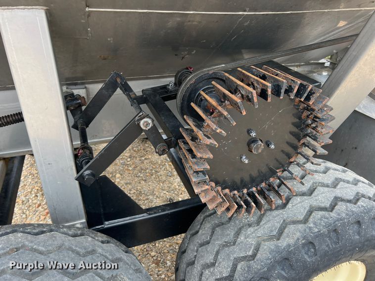 image for item DK7964 Adams  spreader