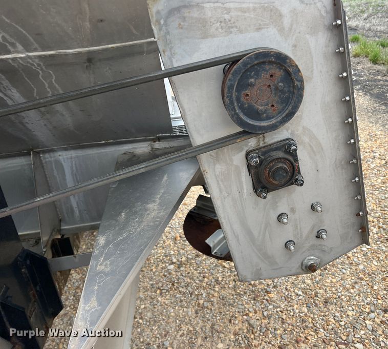 image for item DK7964 Adams  spreader