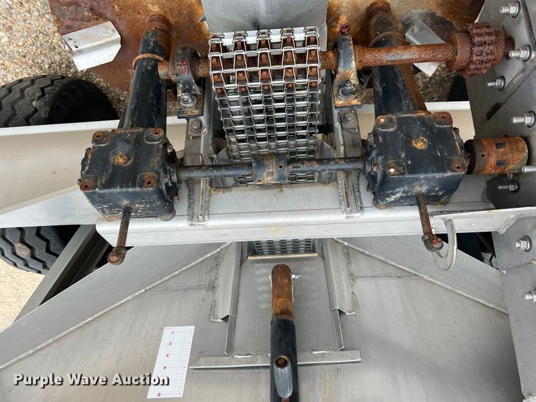 image for item DK7964 Adams  spreader