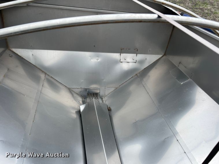 image for item DK7964 Adams  spreader