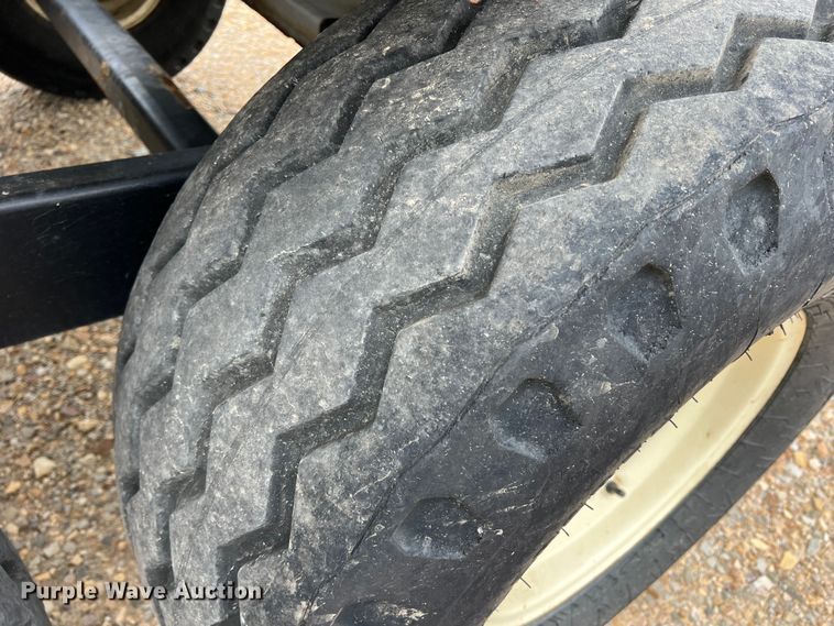 image for item DK7964 Adams  spreader