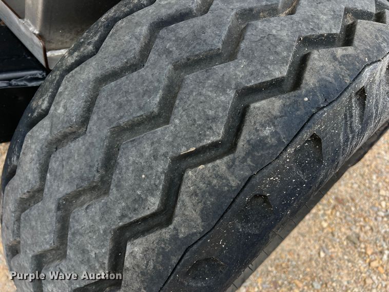 image for item DK7964 Adams  spreader