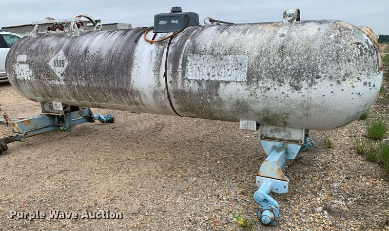 image for item DK7966 (2) NH3 tanks