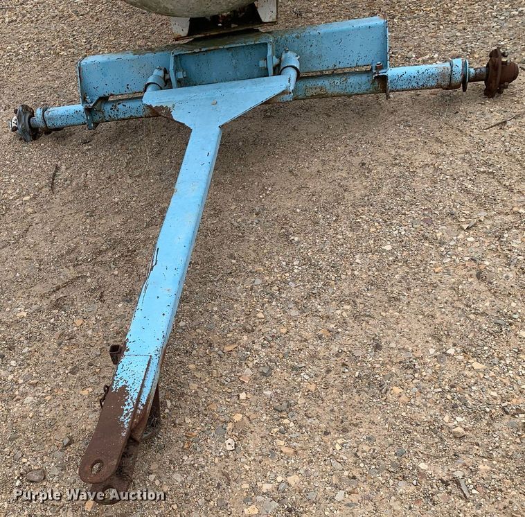 image for item DK7967 (2) NH3 tanks