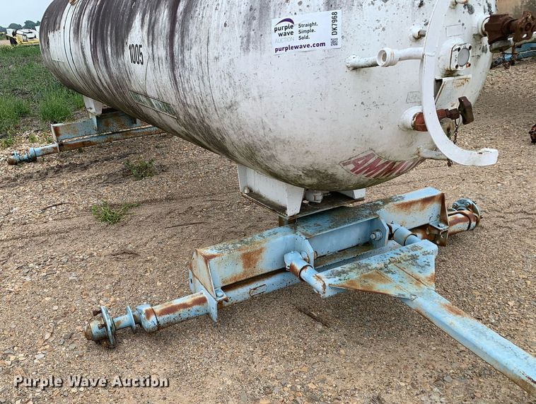 image for item DK7968 (2) NH3 tanks