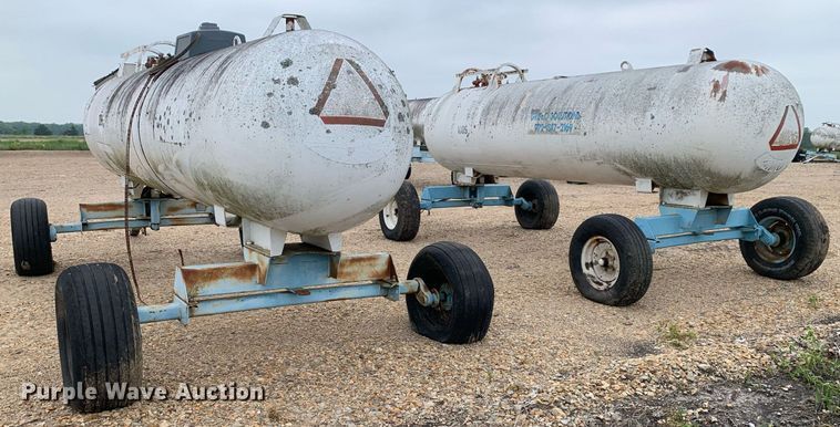 image for item DK7970 (2) NH3 tanks