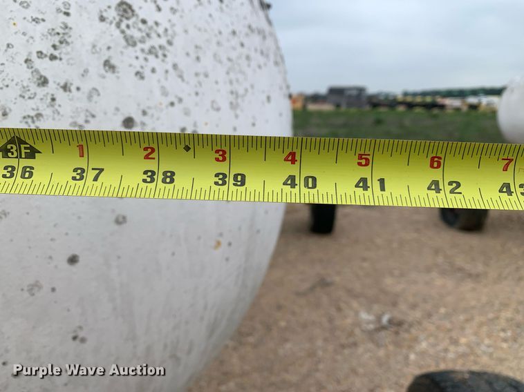 image for item DK7970 (2) NH3 tanks