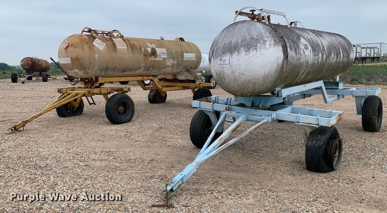 image for item DK7971 (2) NH3 tanks