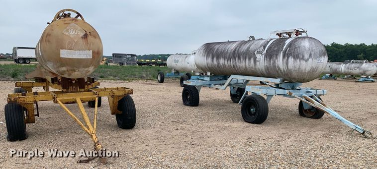 image for item DK7971 (2) NH3 tanks