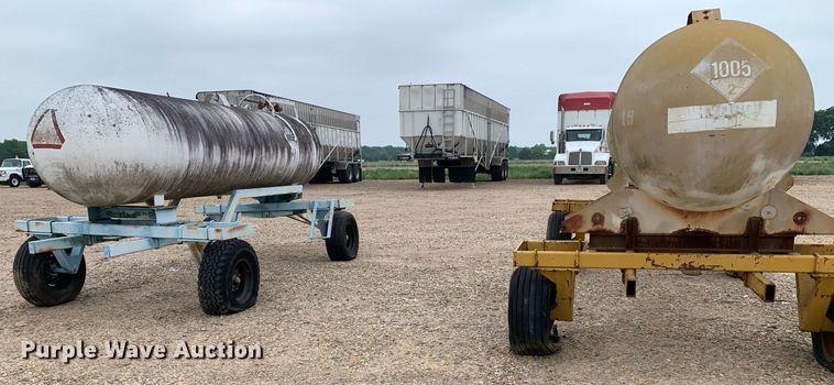 image for item DK7971 (2) NH3 tanks