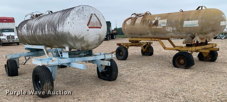 image for item DK7971 (2) NH3 tanks