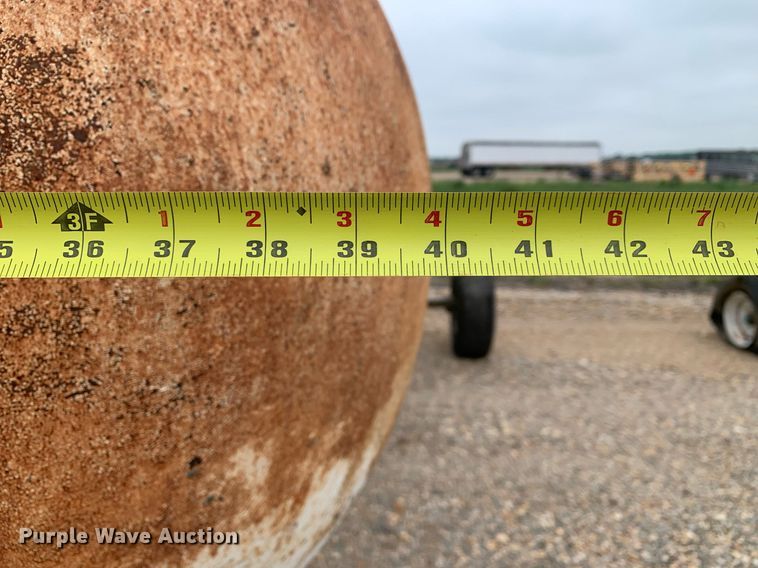 image for item DK7972 (2) NH3 tanks