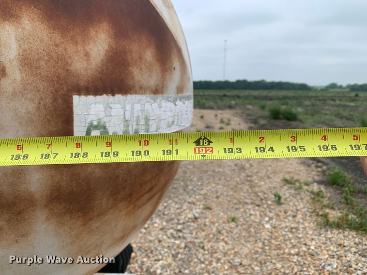 image for item DK7973 (2) NH3 tanks