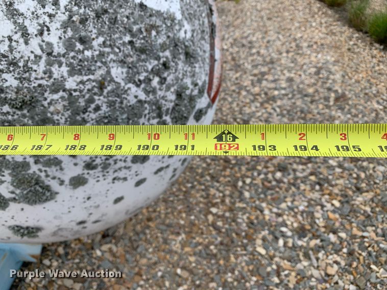 image for item DK7975 (2) NH3 tanks