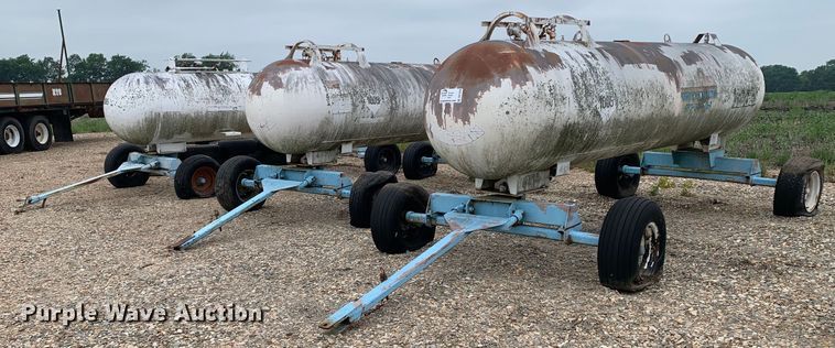 image for item DK7976 (3) NH3 tanks