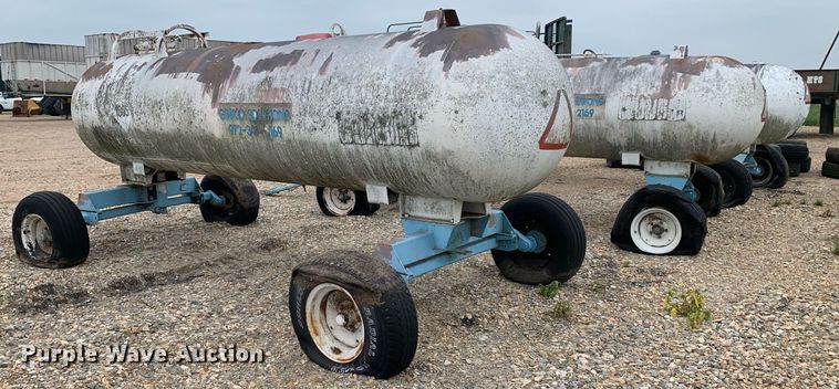 image for item DK7976 (3) NH3 tanks