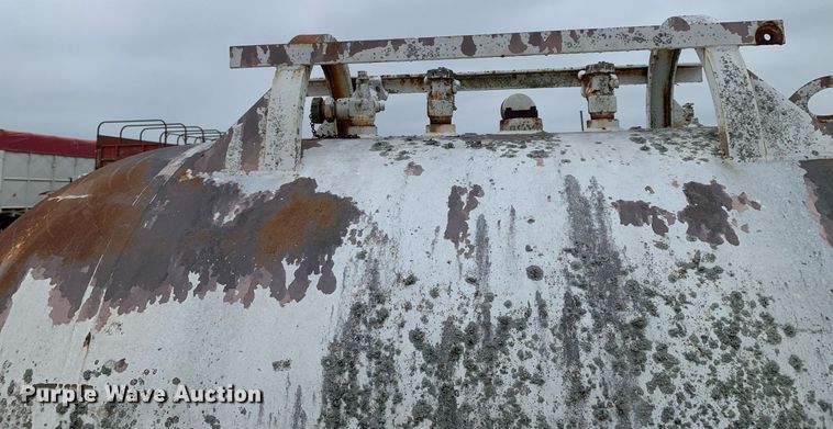 image for item DK7976 (3) NH3 tanks