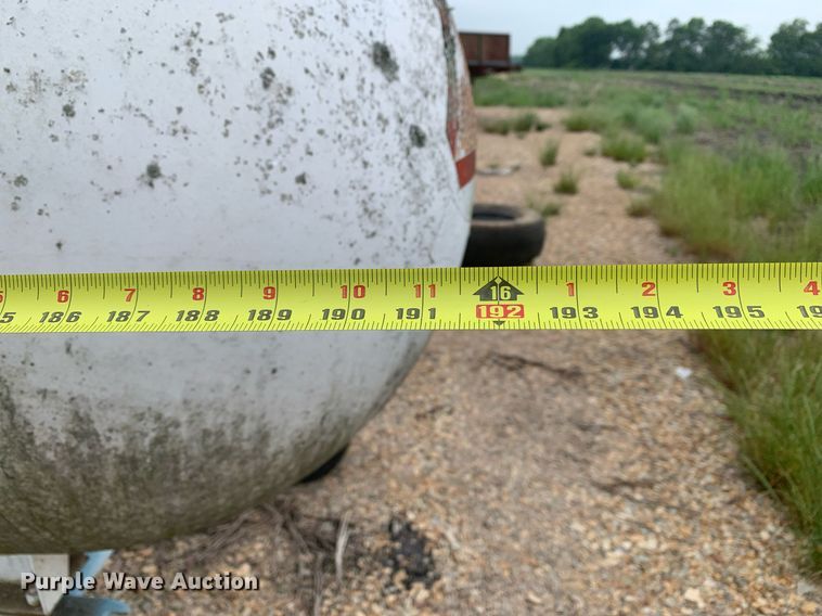 image for item DK7976 (3) NH3 tanks