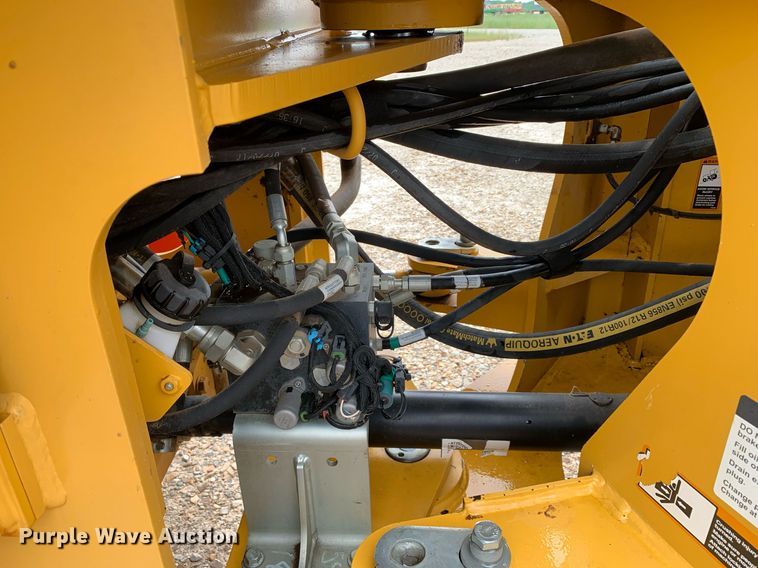 image for item DK7978 2016 John Deere 544K  wheel loader