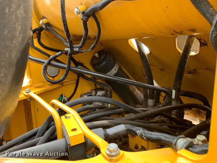 image for item DK7978 2016 John Deere 544K  wheel loader