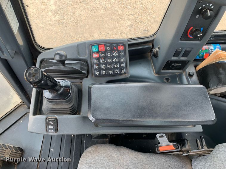 image for item DK7978 2016 John Deere 544K  wheel loader