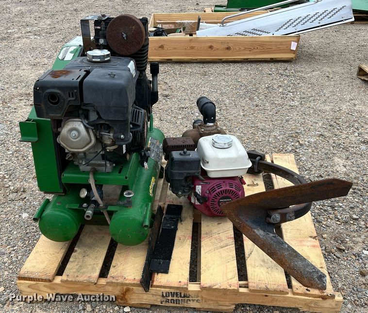 image for item DK7979 John Deere AC2-8GH  air compressor