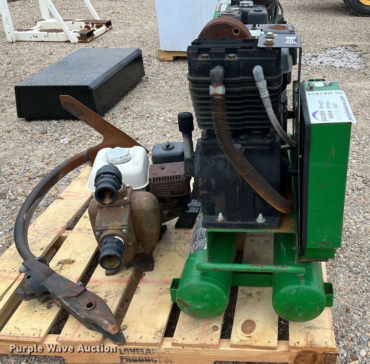image for item DK7979 John Deere AC2-8GH  air compressor