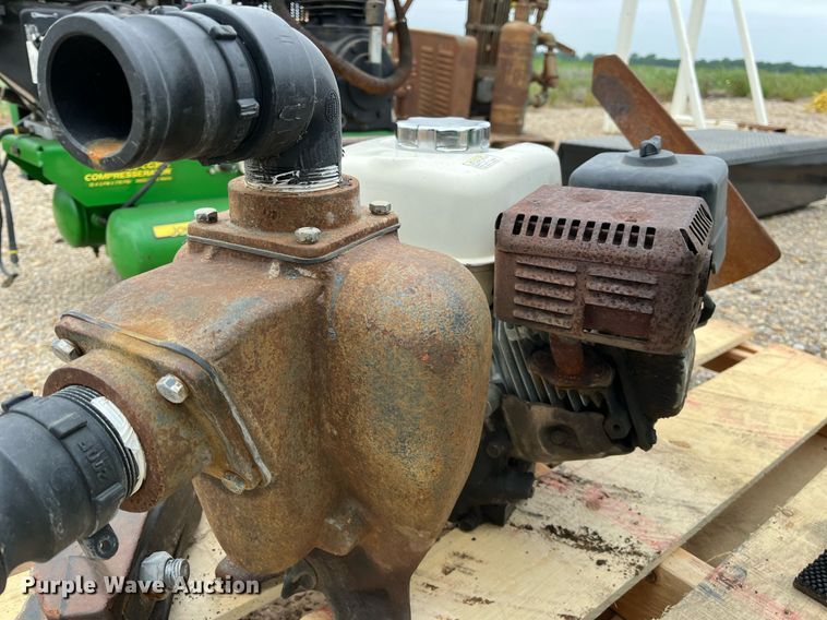 image for item DK7979 John Deere AC2-8GH  air compressor