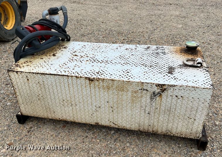 image for item DK7983 Auxiliary fuel tank