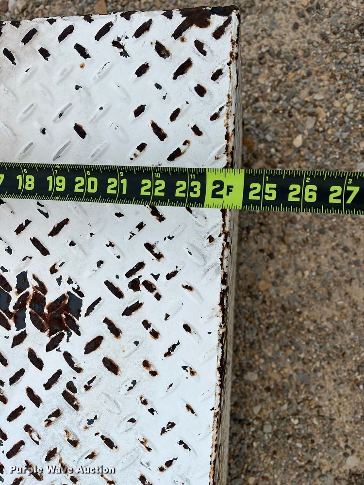 image for item DK7983 Auxiliary fuel tank