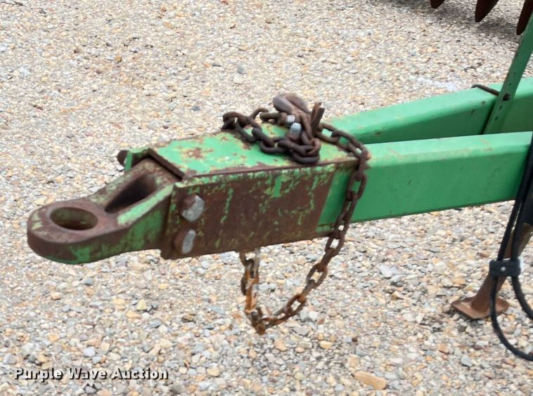 image for item DK7987 John Deere 650  tandem disk