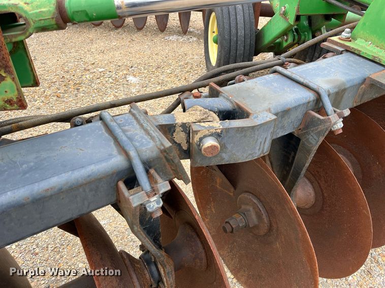 image for item DK7987 John Deere 650  tandem disk