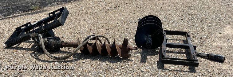 image for item DK7993 John Deere PA30  skid steer auger