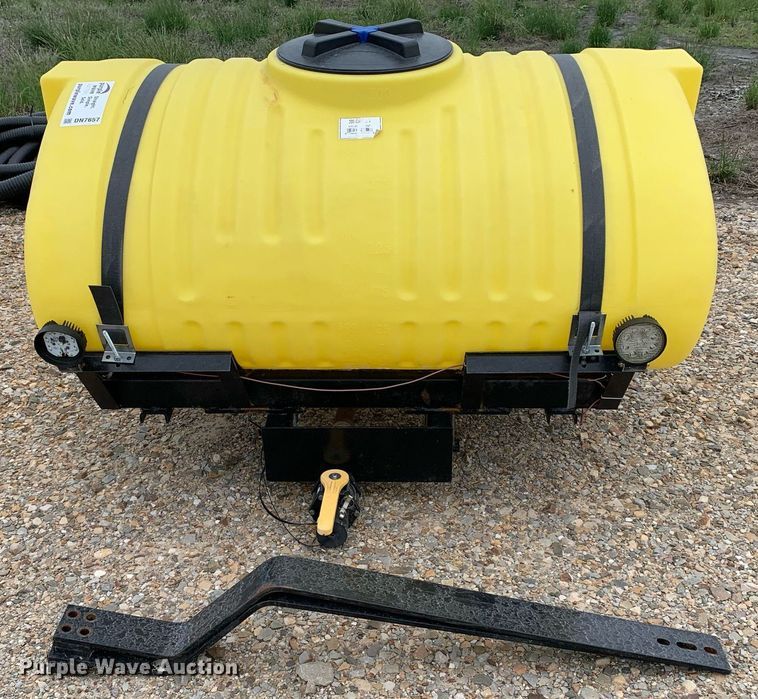 image for item DN7657 Norwesco Oval AA  poly tank