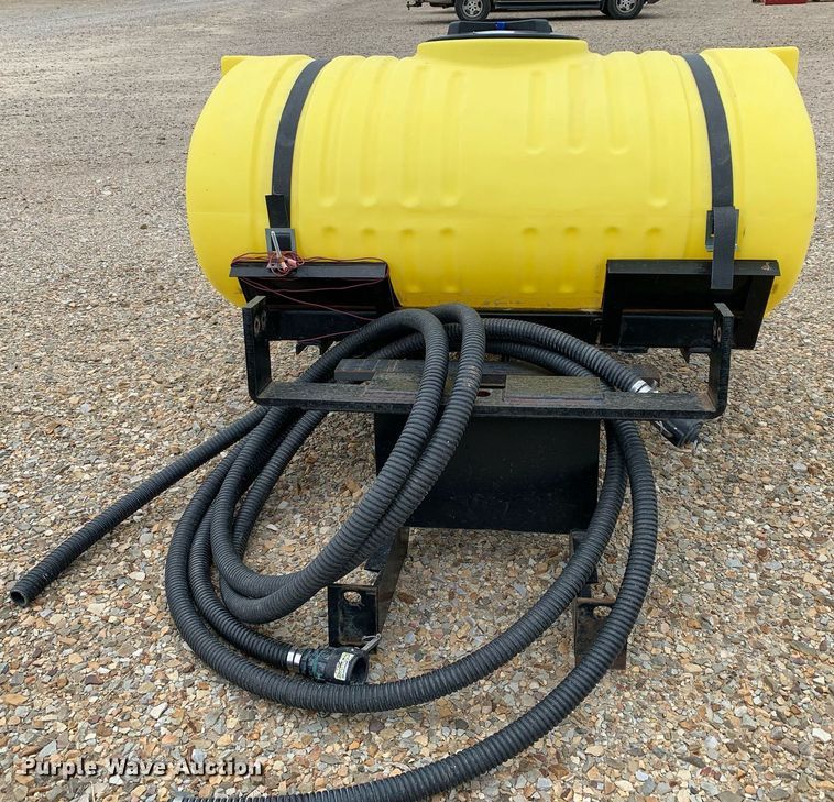 image for item DN7657 Norwesco Oval AA  poly tank