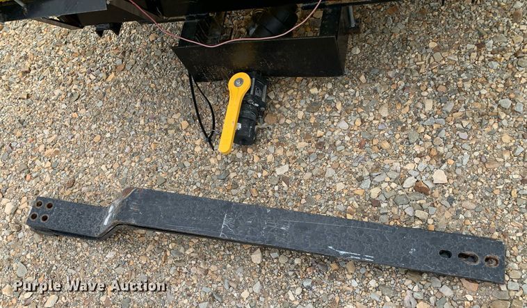 image for item DN7660 Norwesco Oval AA  poly tank