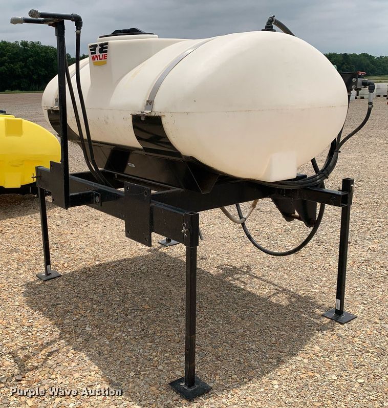 image for item DN7661 Wylie  poly tank