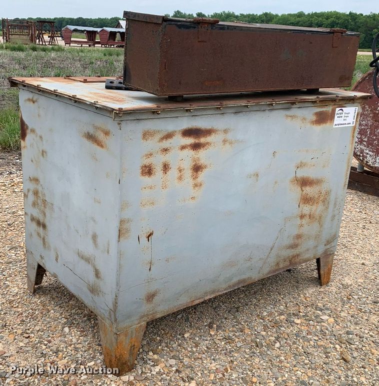 image for item DN7665 Fuel tank