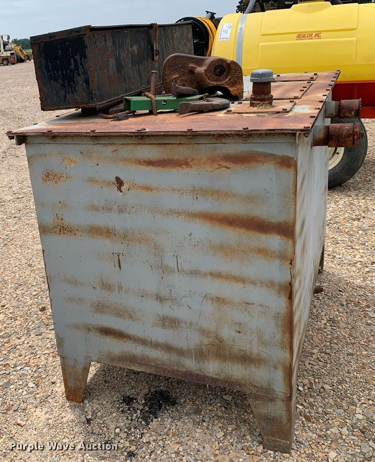 image for item DN7665 Fuel tank