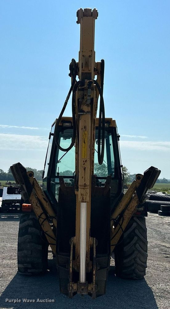 image for item DO5025 Ford 555D  backhoe