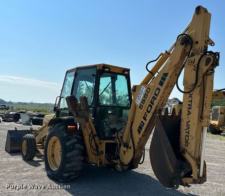 image for item DO5025 Ford 555D  backhoe