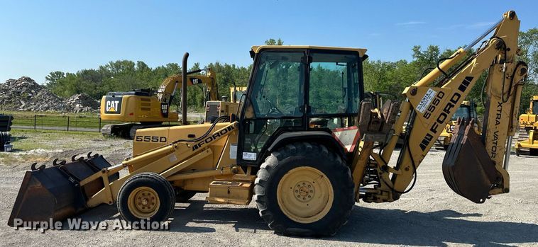 image for item DO5025 Ford 555D  backhoe