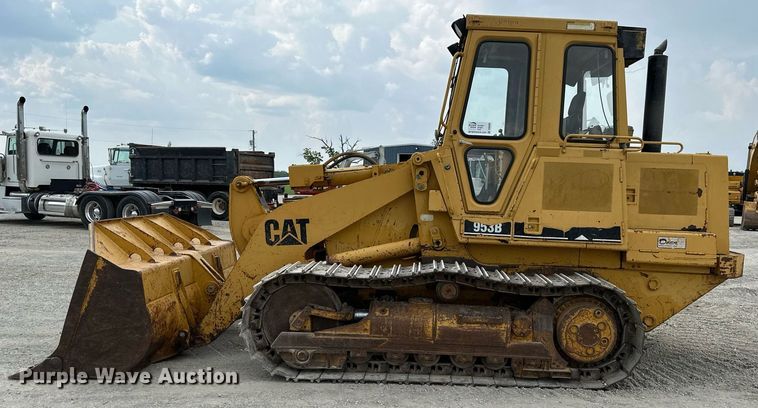 image for item DS6309 1993 Caterpillar 953B  track loader