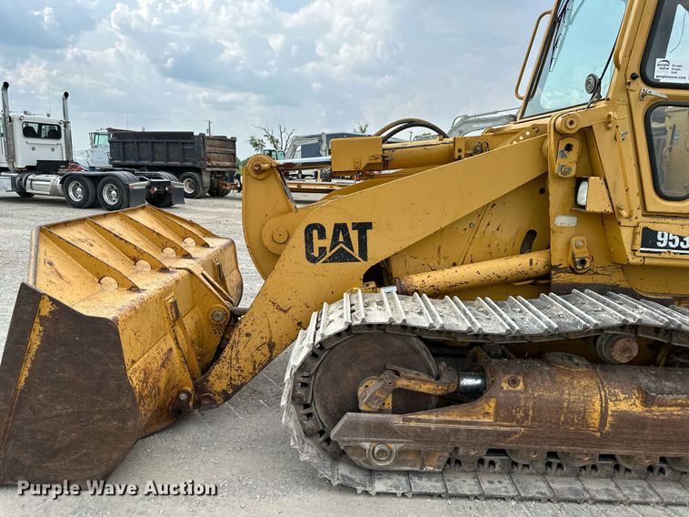 image for item DS6309 1993 Caterpillar 953B  track loader